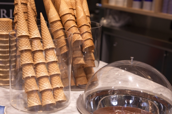 Produzione all'ingrosso di dessert per la ristorazione a Riva del Po